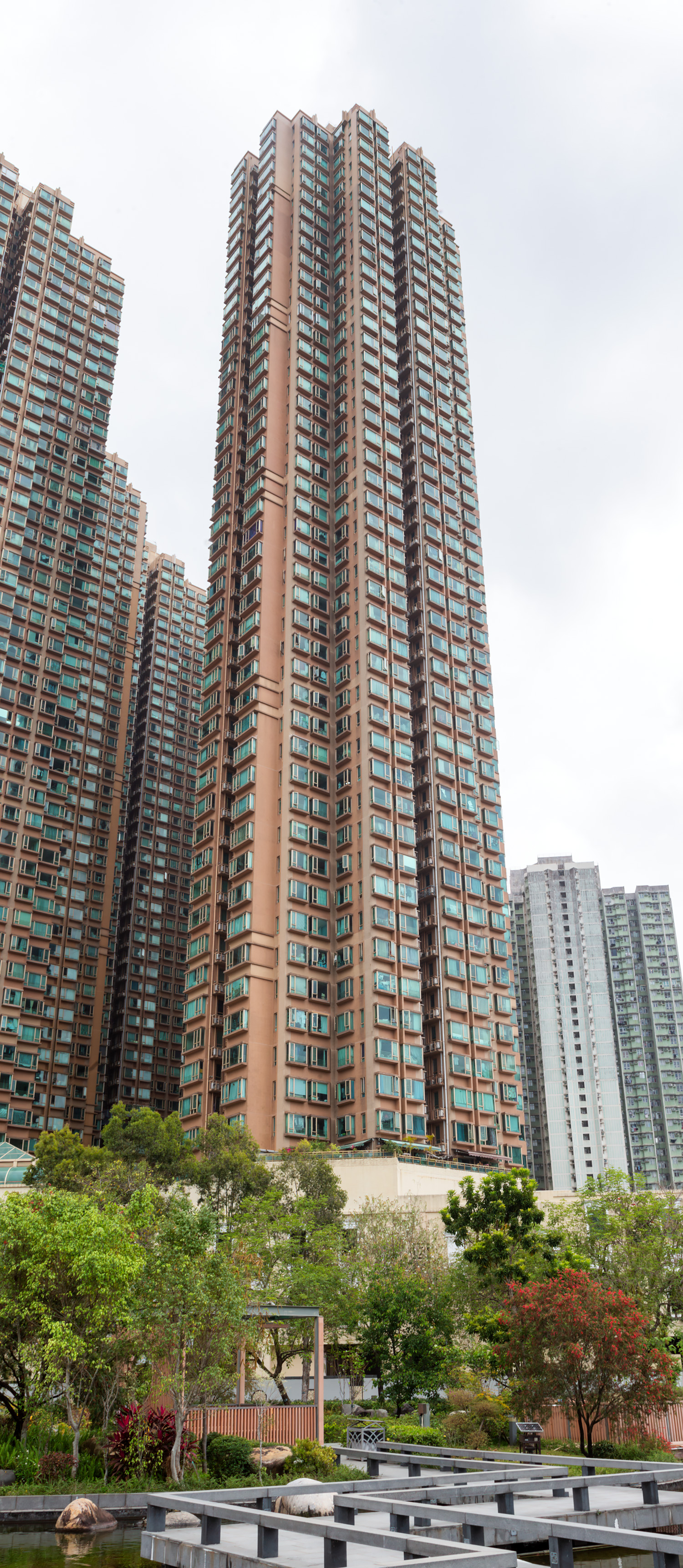 La Cite Noble Tower 1, Hong Kong - Looking up. © Mathias Beinling